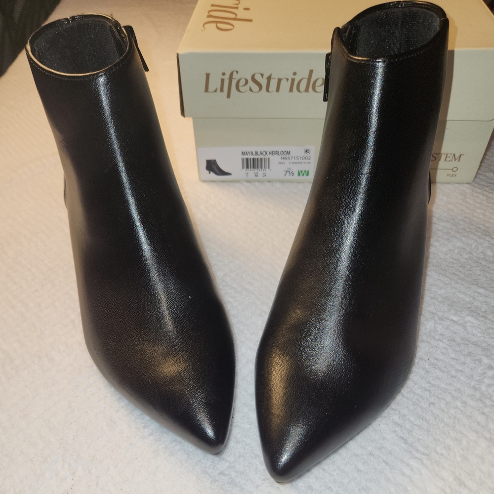 Life Stride Women's Maya Black Heirloom Ankle Boots